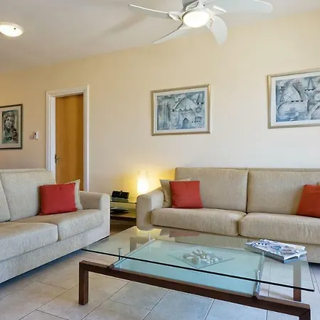 2 Bedroom Nestor With Beautiful Views, Aphrodite Hills Appartement Kouklia